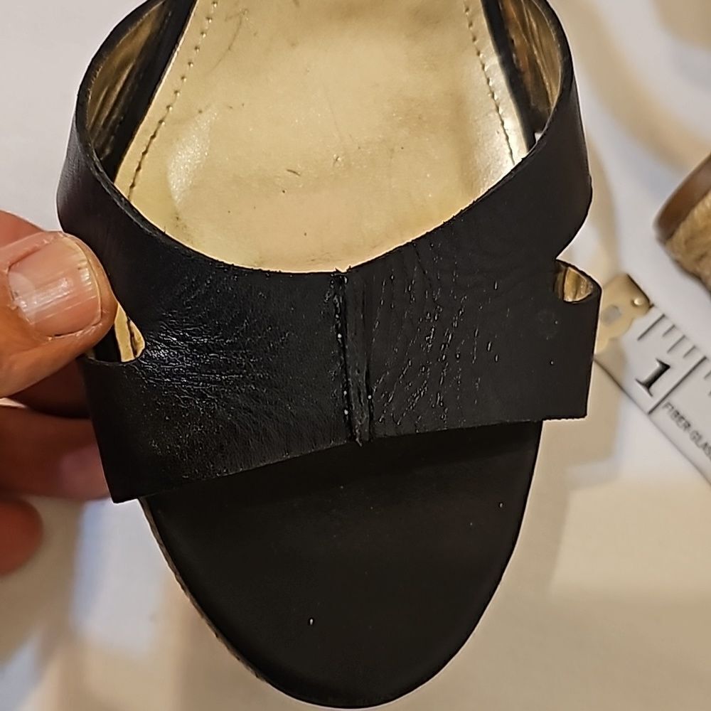 Ivanka black and gold wedge sandal 9.5 - Picture 6 of 10